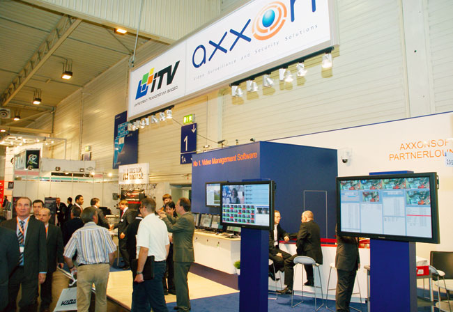 Стенд ITV/Axxon на выставке Security Essen -- 2010 оказался весьма оживлённым местом.